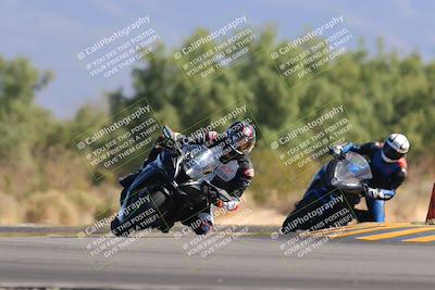 media/Nov-06-2022-SoCal Trackdays (Sun) [[208d2ccc26]]/Turn 7 Set 1 (1050am)/